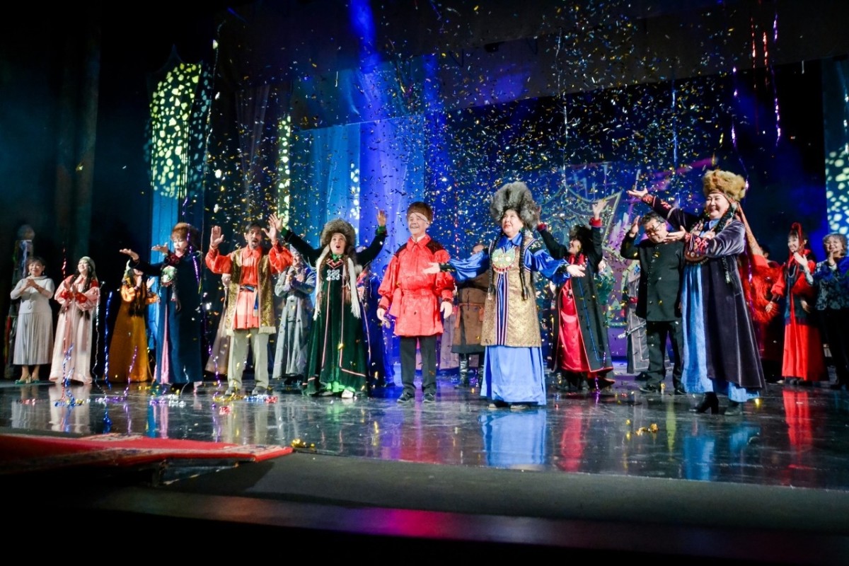 Театр имени Топанова отметил свой 90-летний юбилей