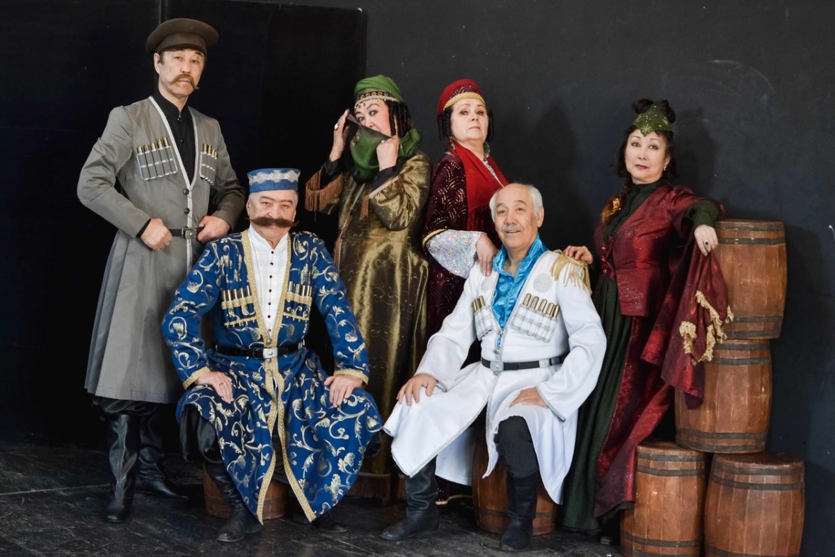 Театр Топанова покажет спектакль  в помощь участникам спецоперации из Хакасии  