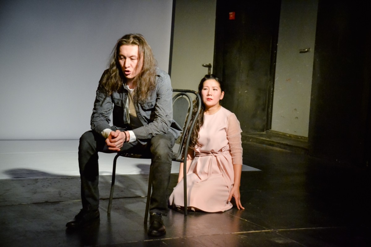 Театра Топанова покажет зрителям Алтайского района лучший спектакль молодежного репертуара