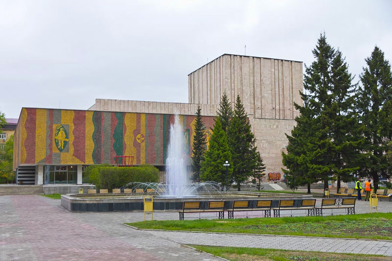 Хакасский национальный драматический театр имени А.М. Топанова готовит сюрпризы в юбилейном творческом сезоне
