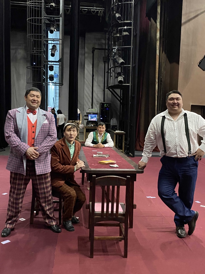     Театра Топанова приглашает молодежную аудиторию  на премьеру комедии «Игроки» по Пушкинской карте